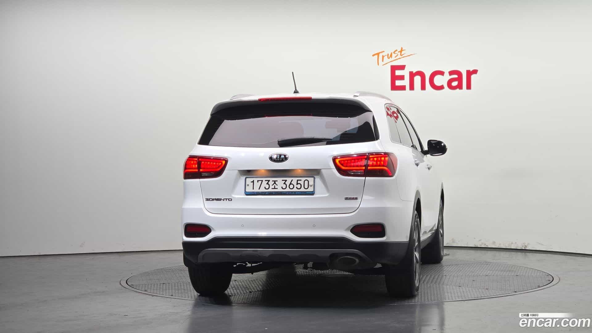 Sorento Kia 2018.9-OUTER-004