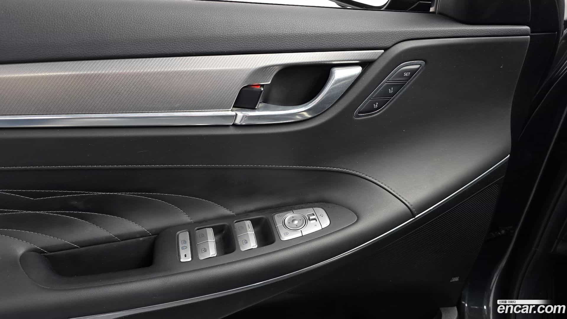 Grandeur Hyundai 2021.2-OPTION-023
