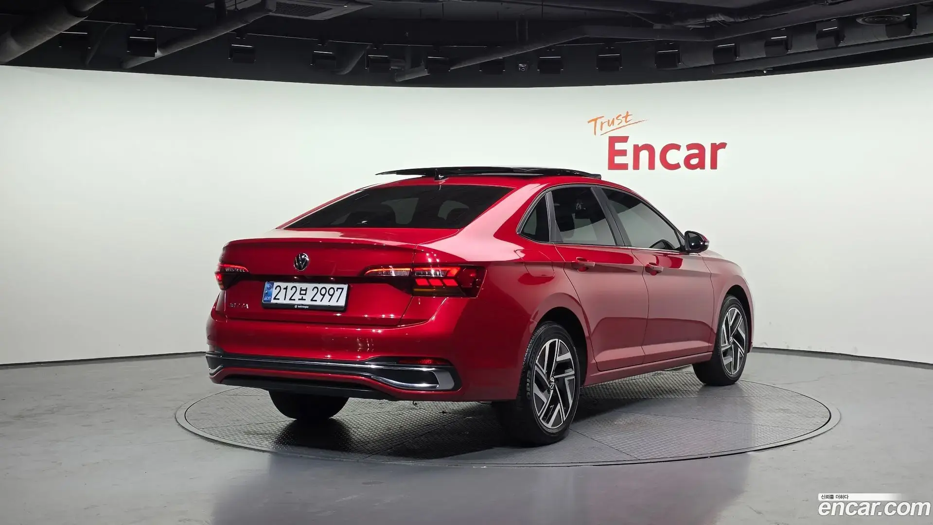 Main__Slider__Photo:Jetta Volkswagen 2024.8-1