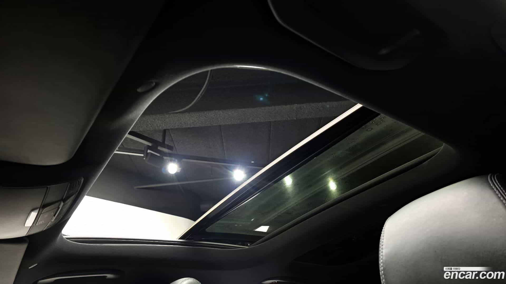 E-Class Mercedes-Benz 2021.1-OPTION-022