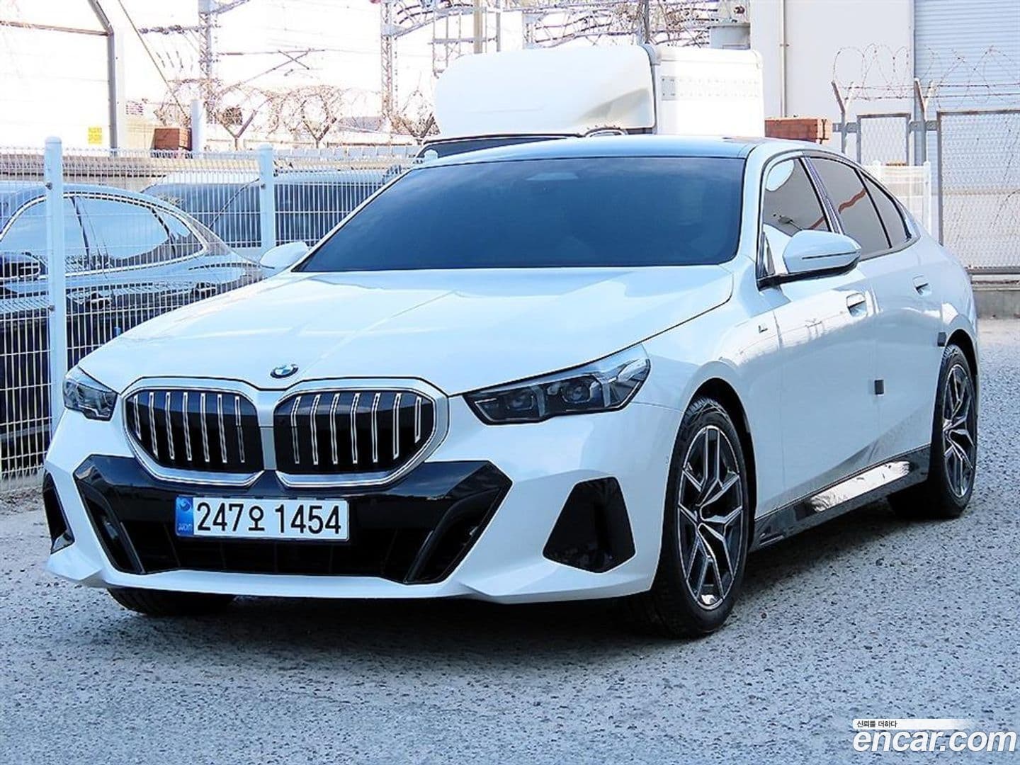 Main__Slider__Photo:5-Series BMW 2025.6-0