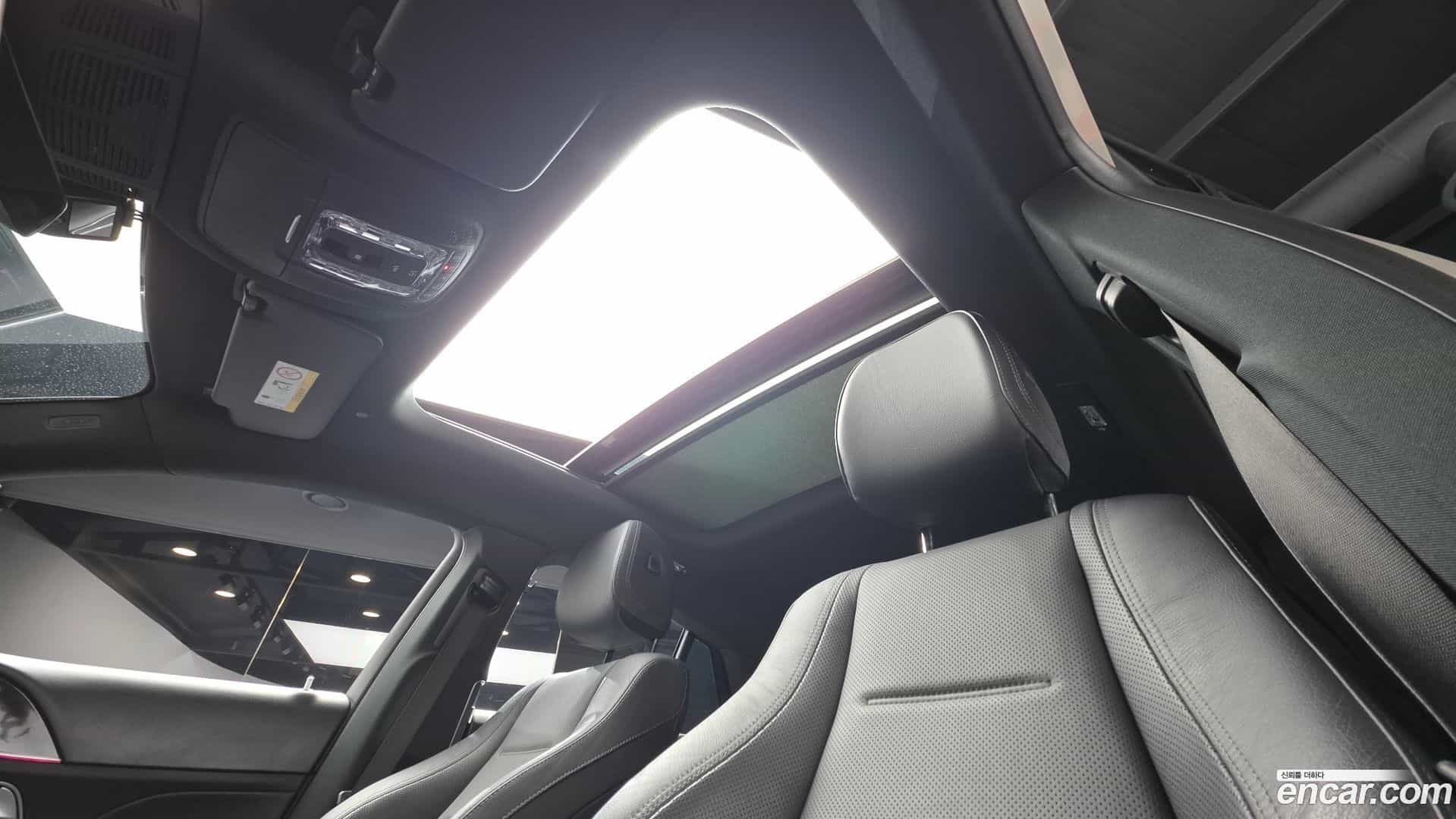 GLE-Class Mercedes-Benz 2021.2-OPTION-016