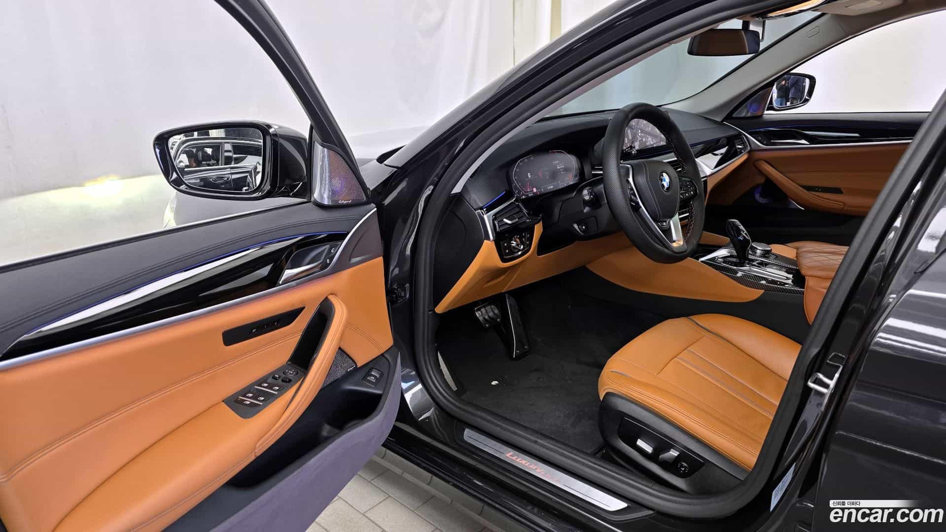 5-Series BMW 2019.10-INNER-010