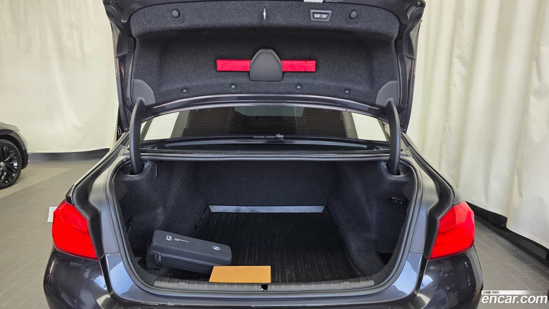 5-Series BMW 2019.10-OPTION-024