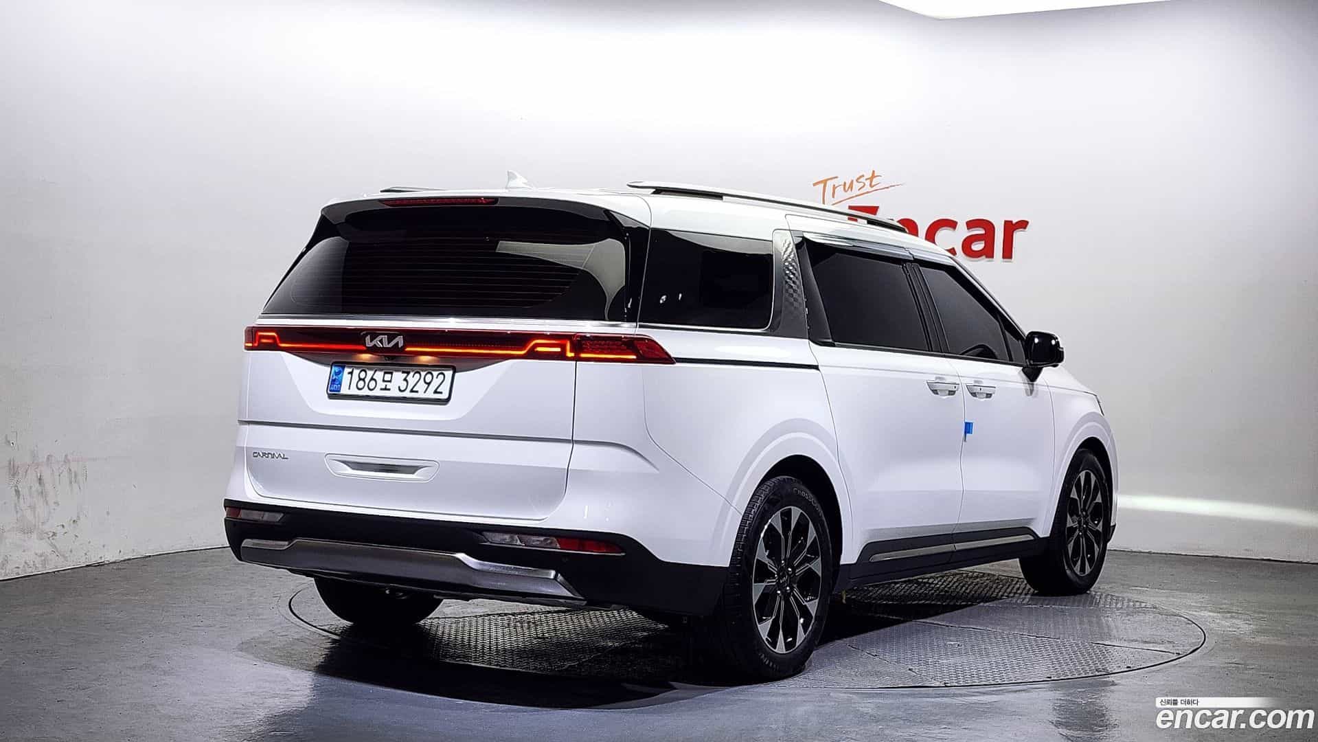 Canival Kia 2023.8-OUTER-002
