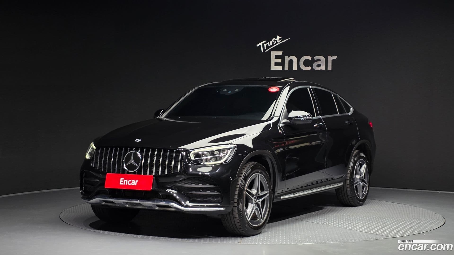 Main__Slider__Photo:GLC-Class Mercedes-Benz 2020.10-0