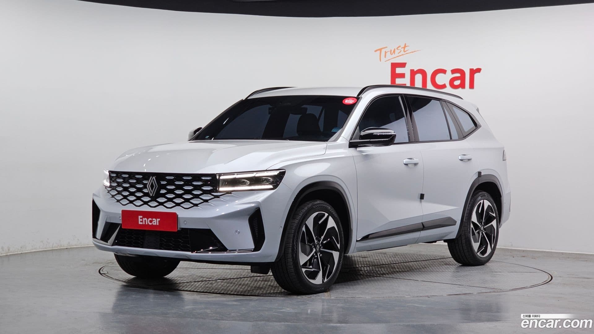 Main__Slider__Photo:Grand Koleos Renault Korea 2025.3-0