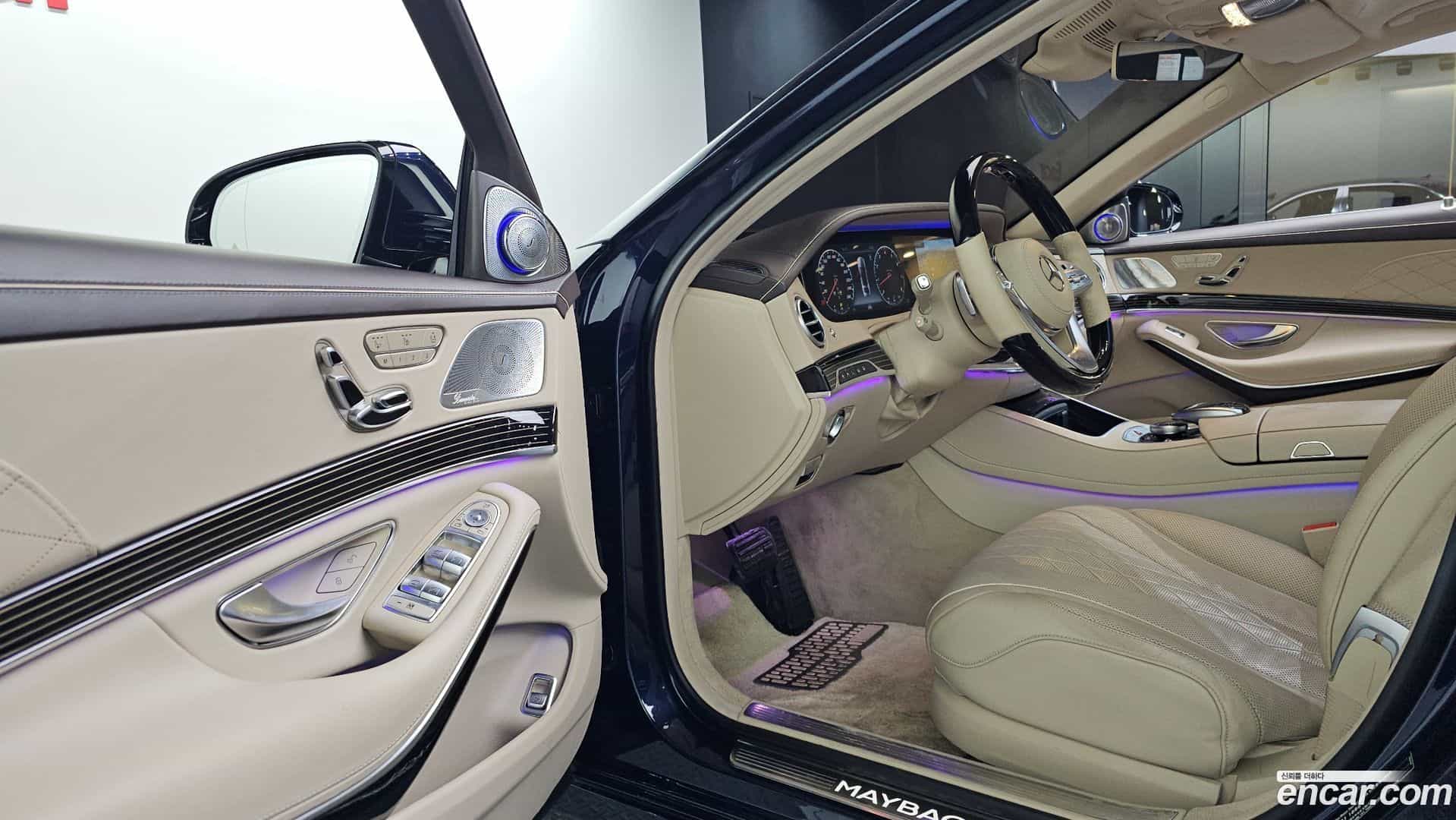 S-Class Mercedes-Benz 2018.11-INNER-010
