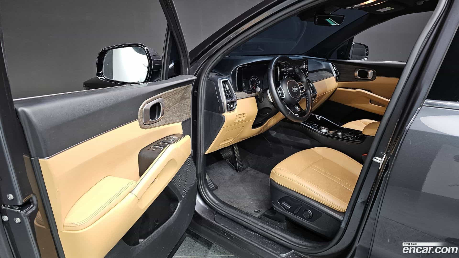 Sorento Kia 2021.0-INNER-010