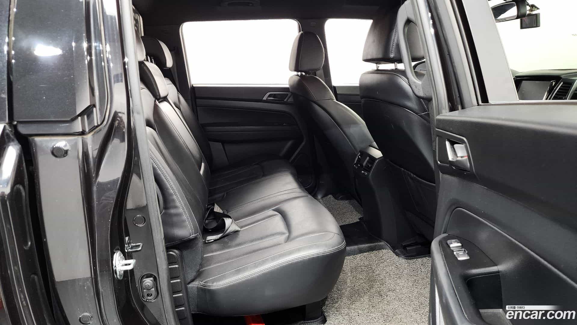 Rexton KG Mobility 2022.2-OPTION-016
