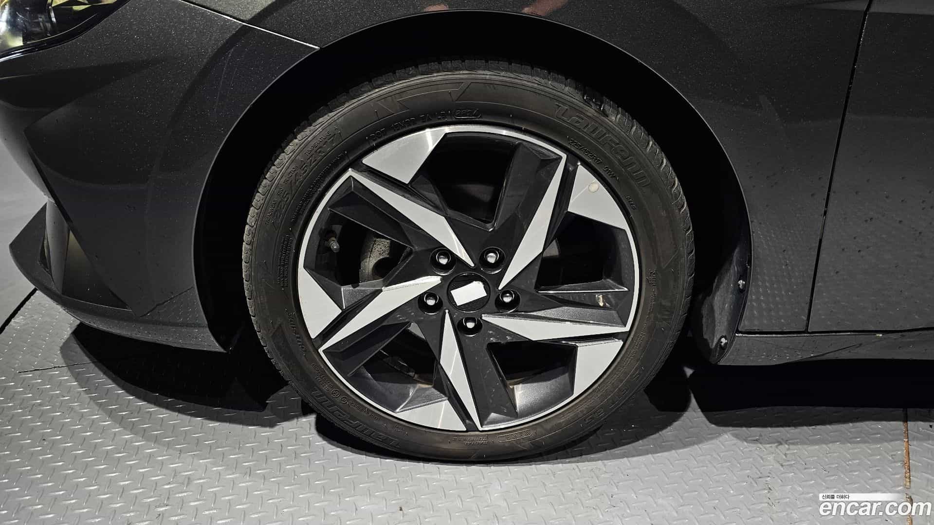 AVANTE Hyundai 2022.0-OUTER-005