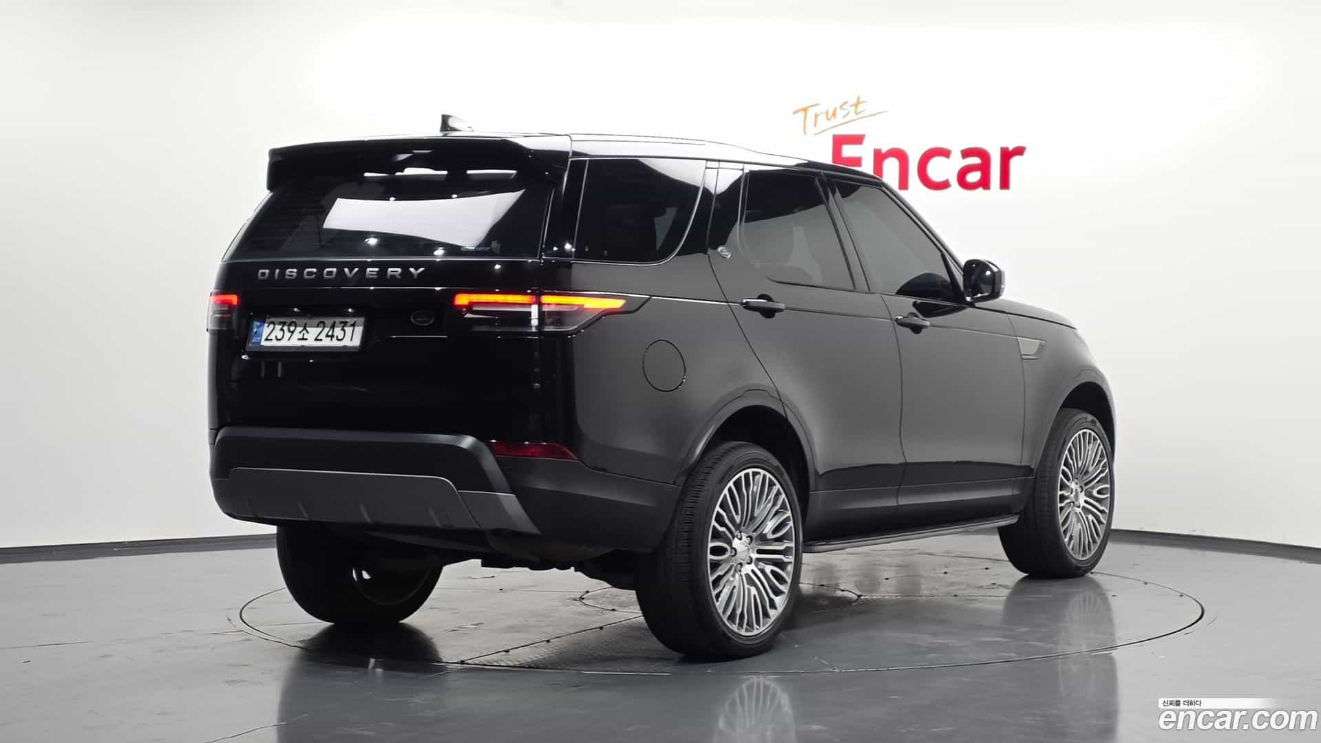 Discovery Land Rover 2018.1-OUTER-002