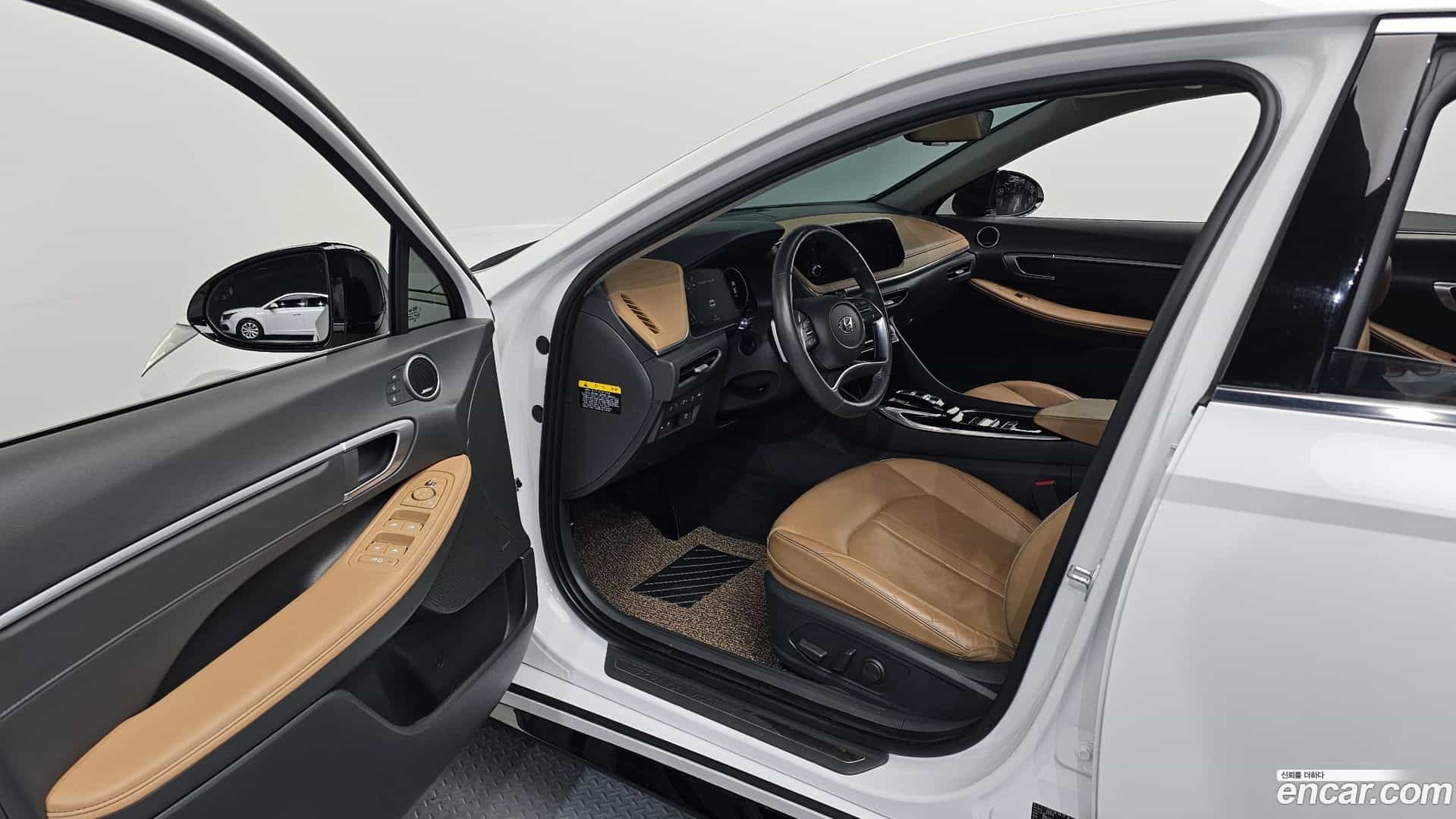 Sonata Hyundai 2019.4-INNER-010