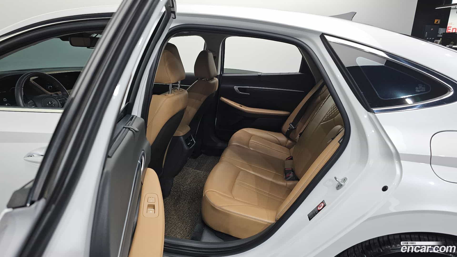 Sonata Hyundai 2019.4-OPTION-015