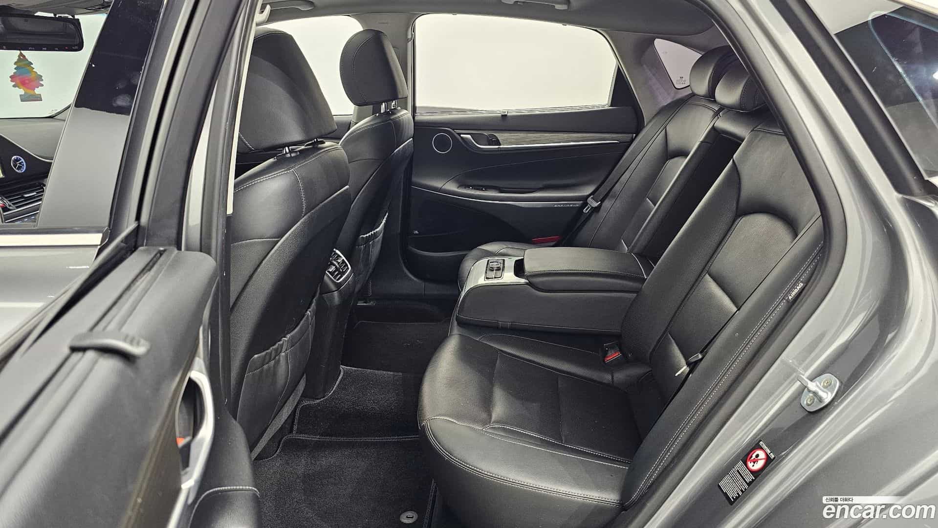 Grandeur Hyundai 2017.4-OPTION-016