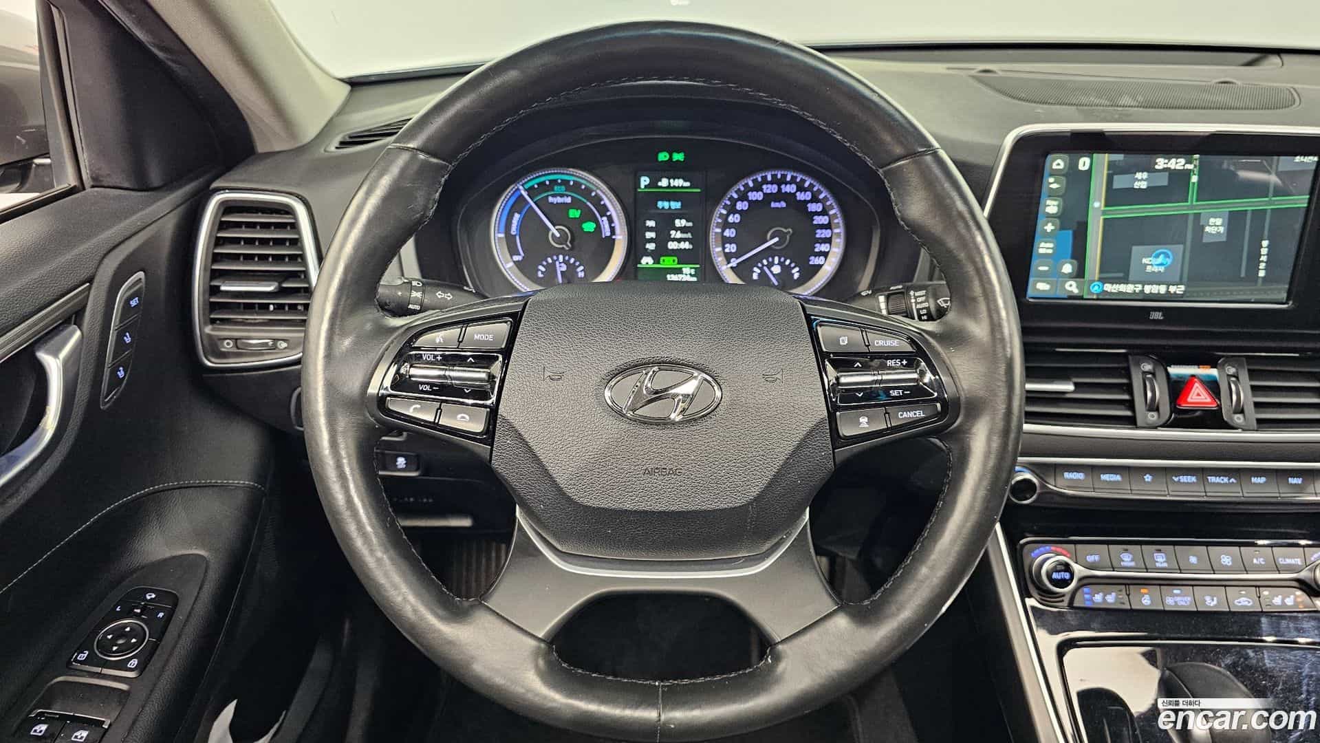 Grandeur Hyundai 2017.4-OPTION-017