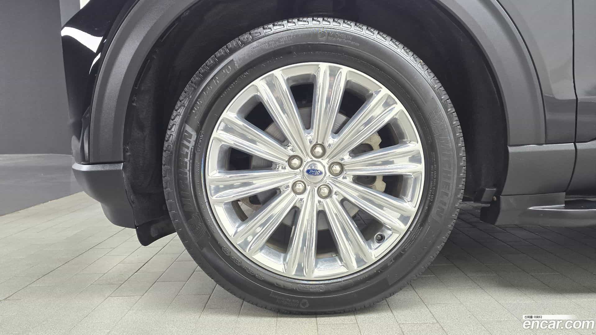 Explorer Ford 2020.3-OUTER-005