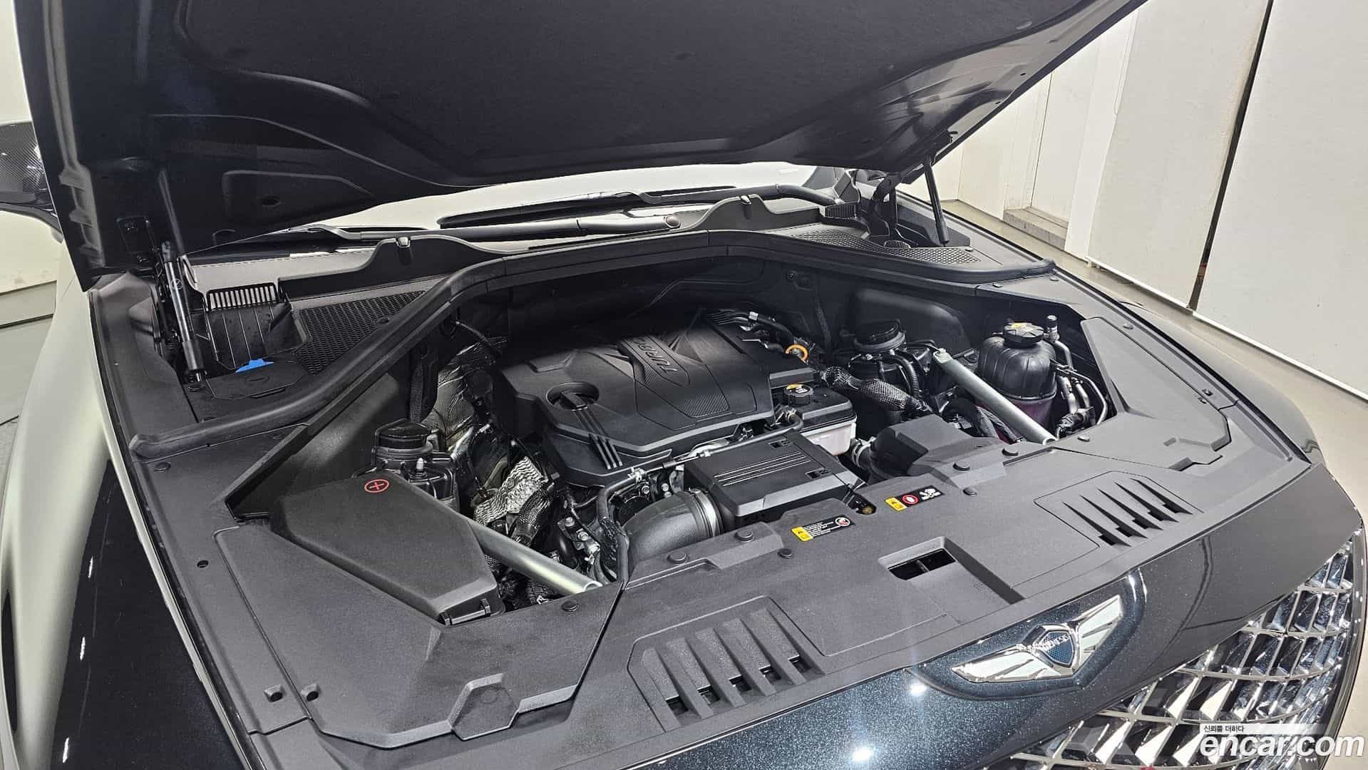 GV80 Genesis 2023.0-INNER-006