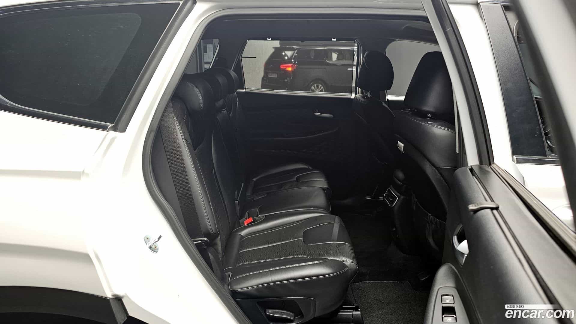 Santafe Hyundai 2022.8-OPTION-015