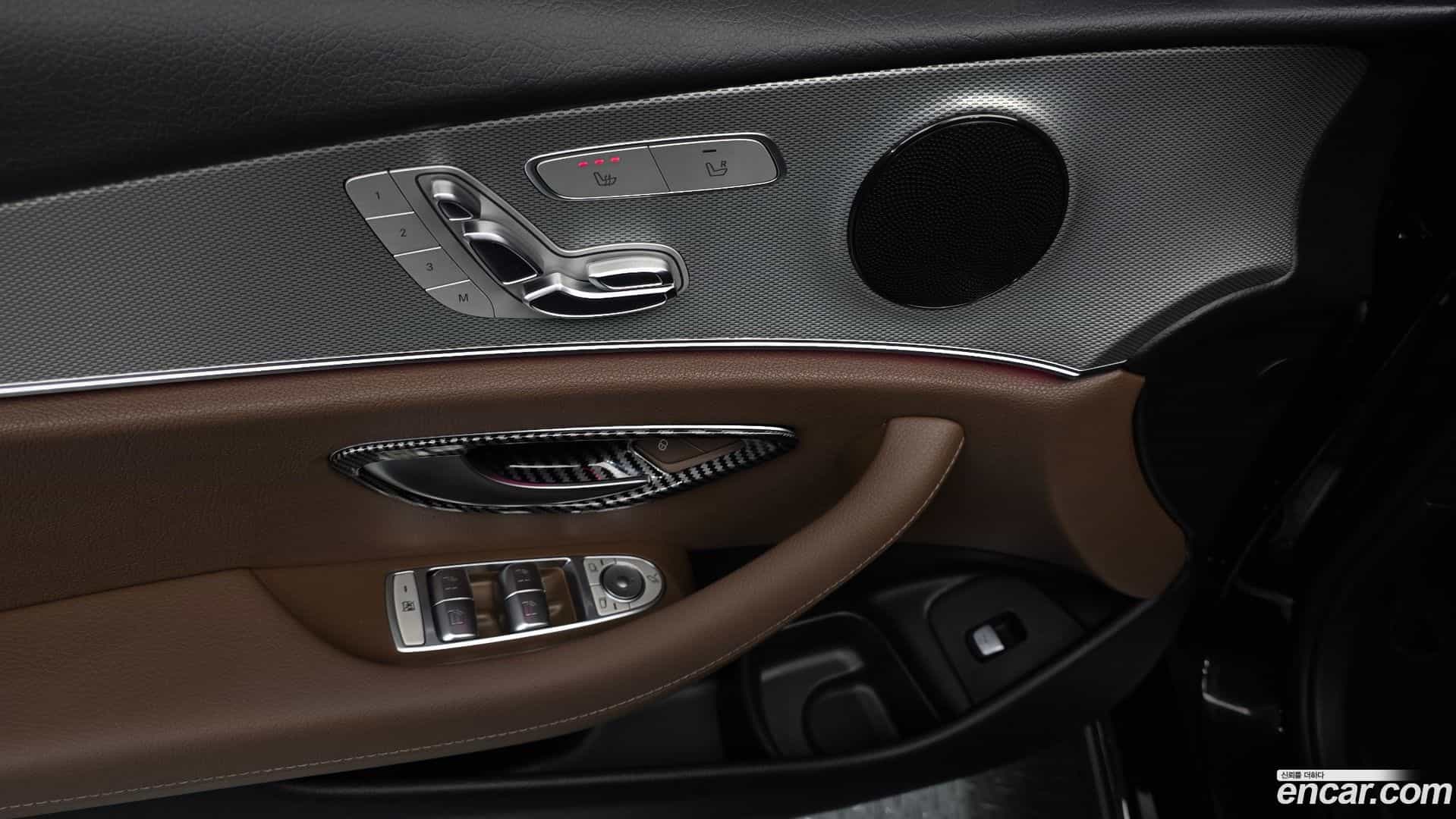 E-Class Mercedes-Benz 2018.2-OPTION-021