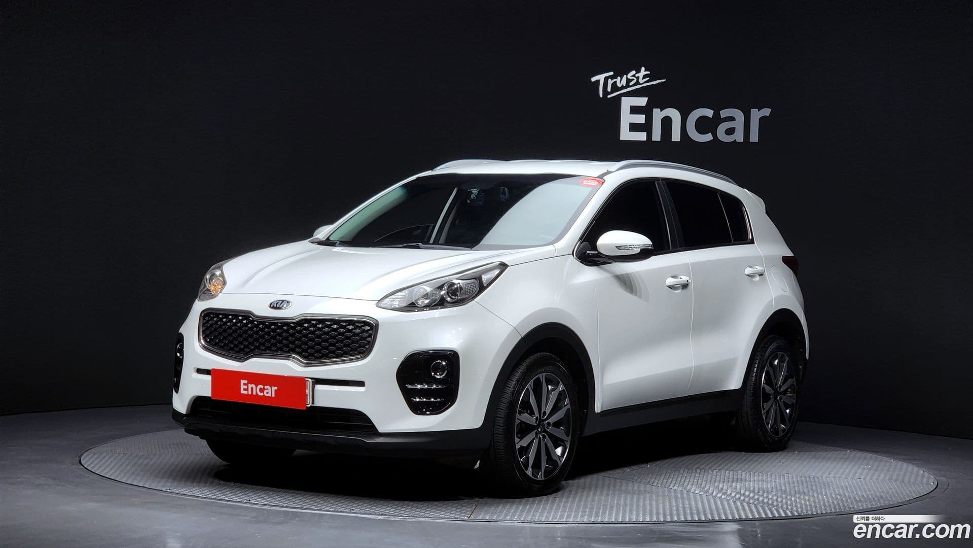 Main__Slider__Photo:Sportage Kia 2017.4-0