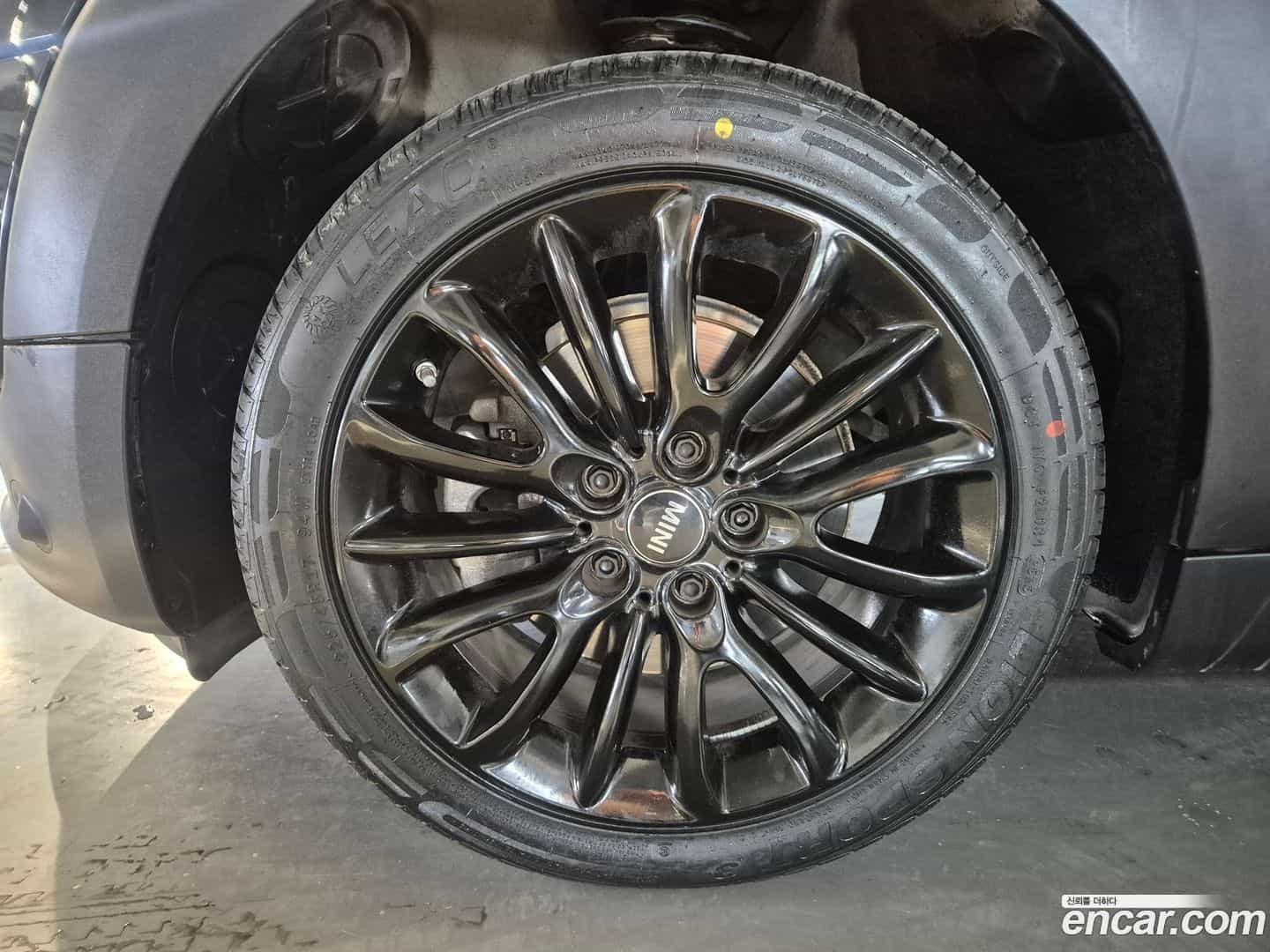Clubman Mini 2023.4-OUTER-005