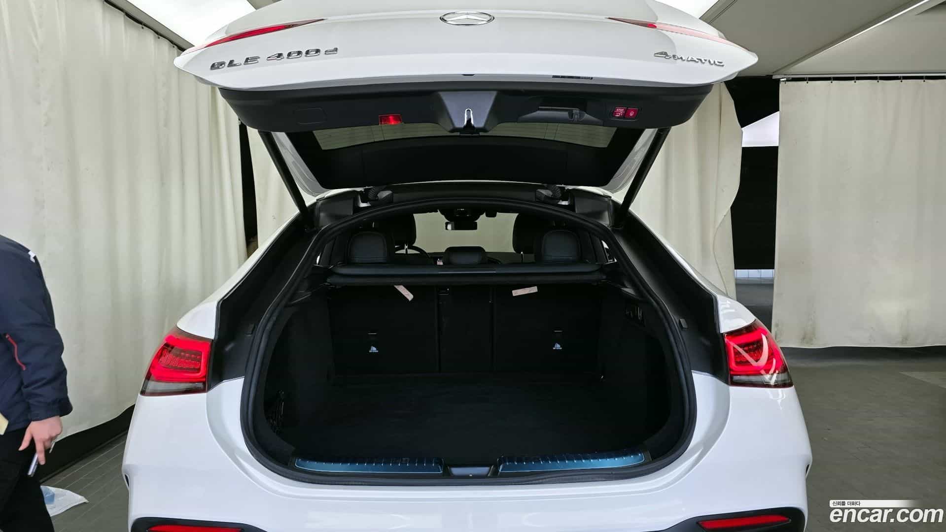 GLE-Class Mercedes-Benz 2022.5-OPTION-024