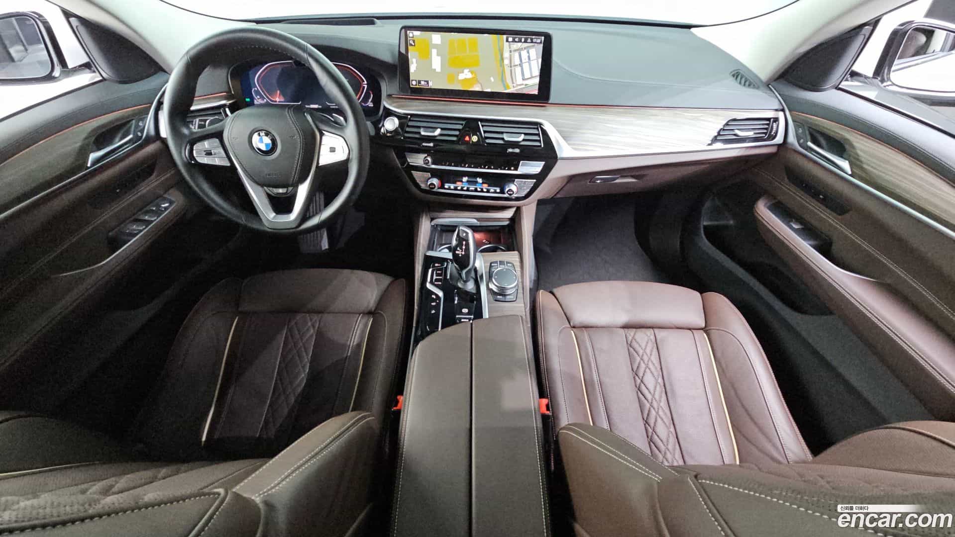 Gran Turismo BMW 2023.11-INNER-007