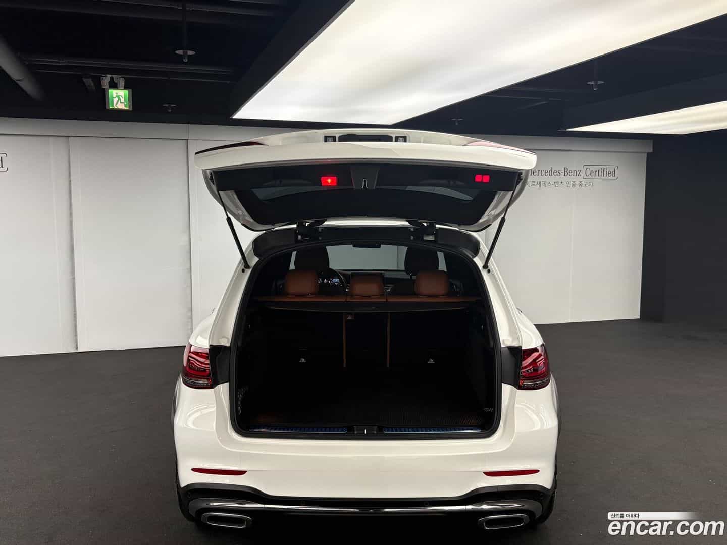 GLC-Class Mercedes-Benz 2022.8-OUTER-004