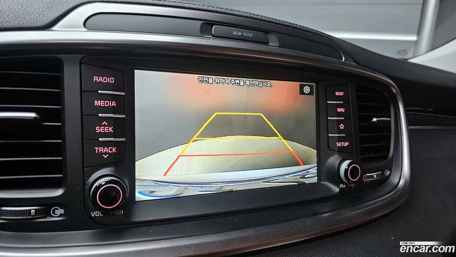 Sorento Kia 2019.2-OPTION-020