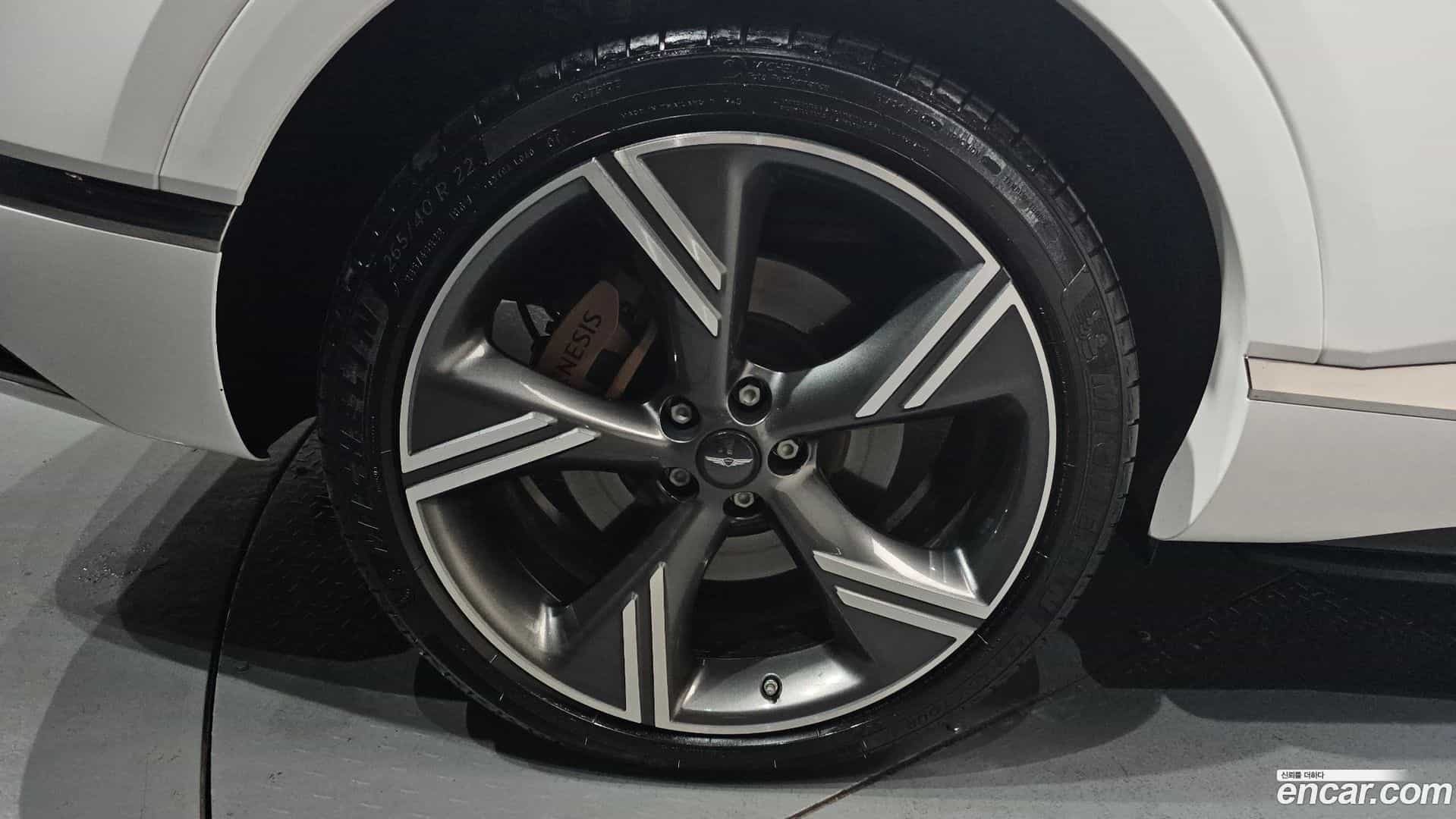 GV80 Genesis 2023.11-OUTER-005