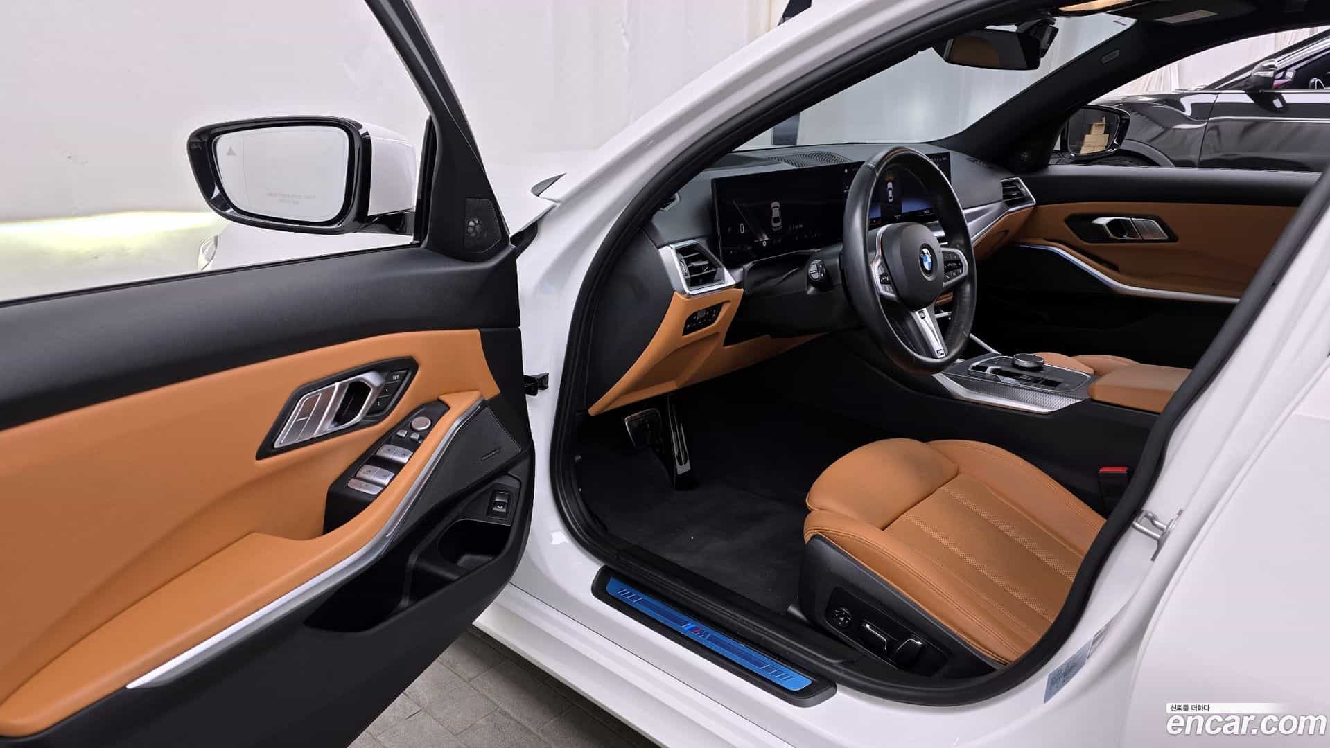 3-Series BMW 2024.1-INNER-010