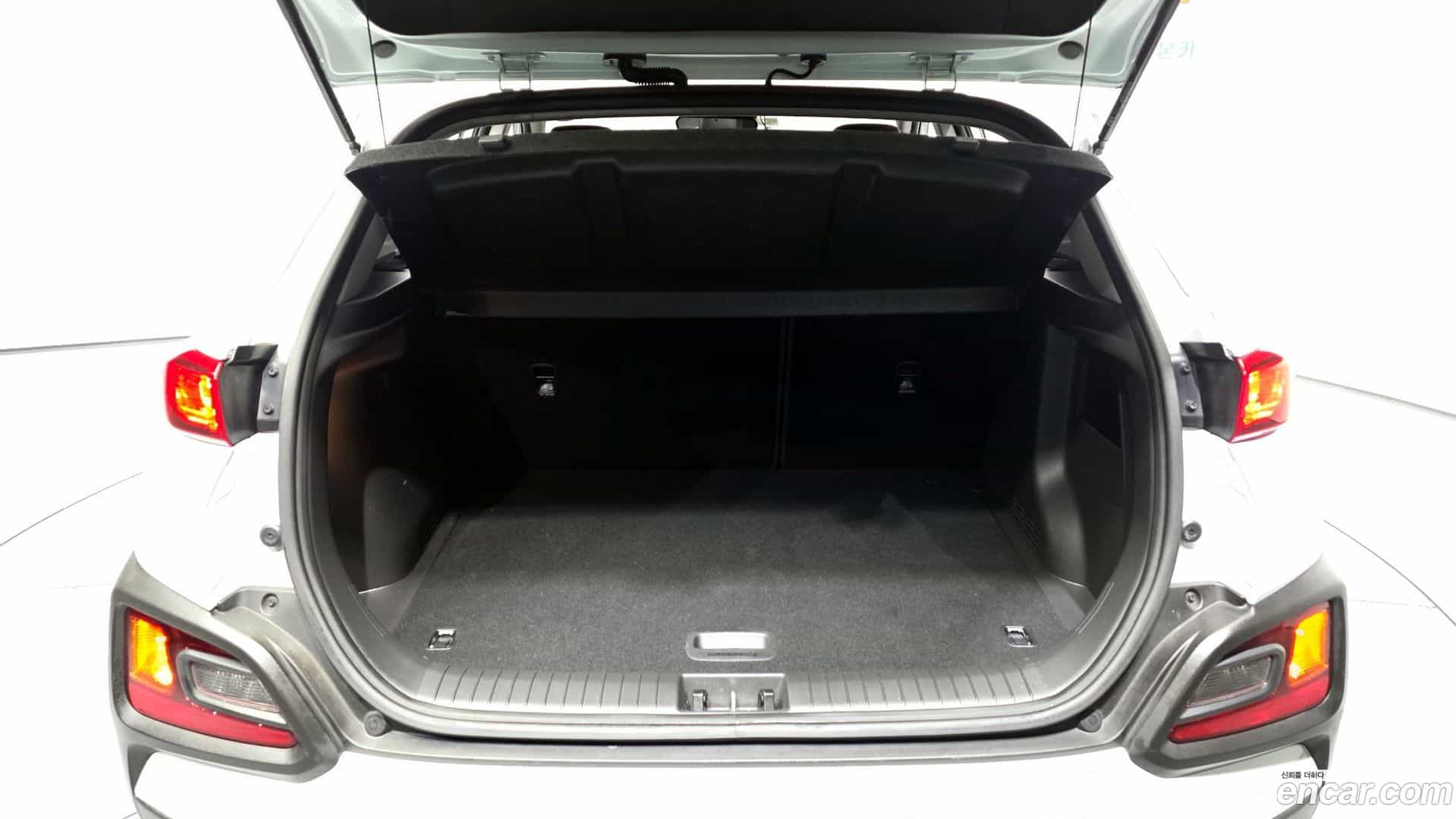 Kona Hyundai 2020.7-OPTION-024