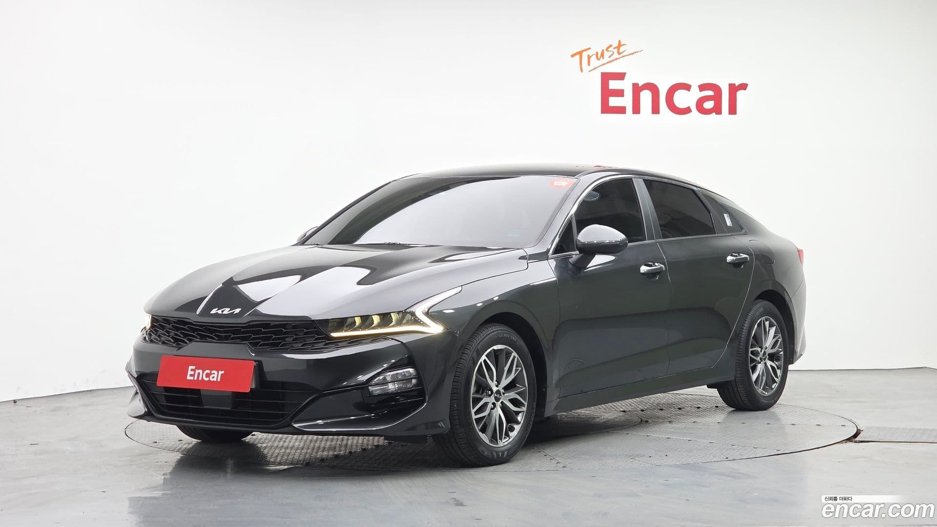 Main__Slider__Photo:K5 Kia 2022.3-0