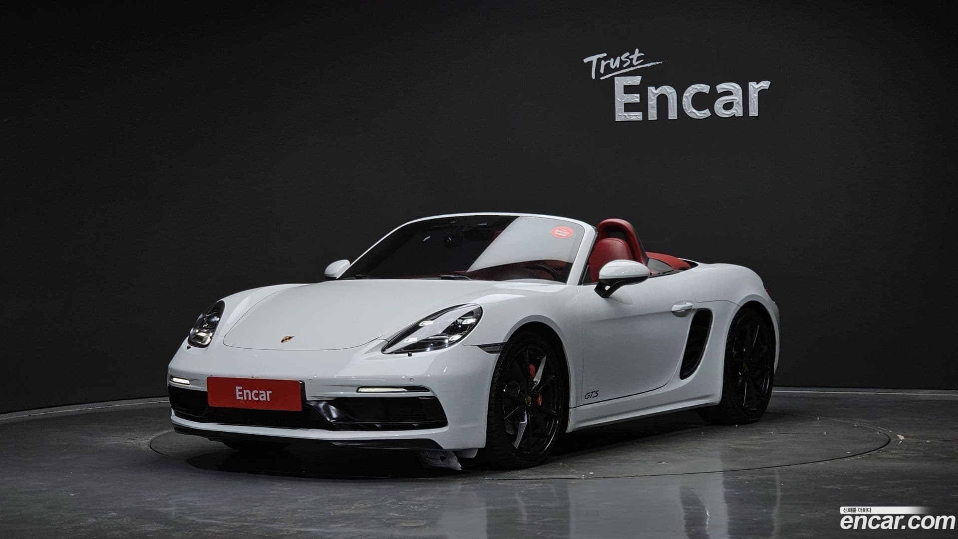 Main__Slider__Photo:718 Porsche 2018.3-0