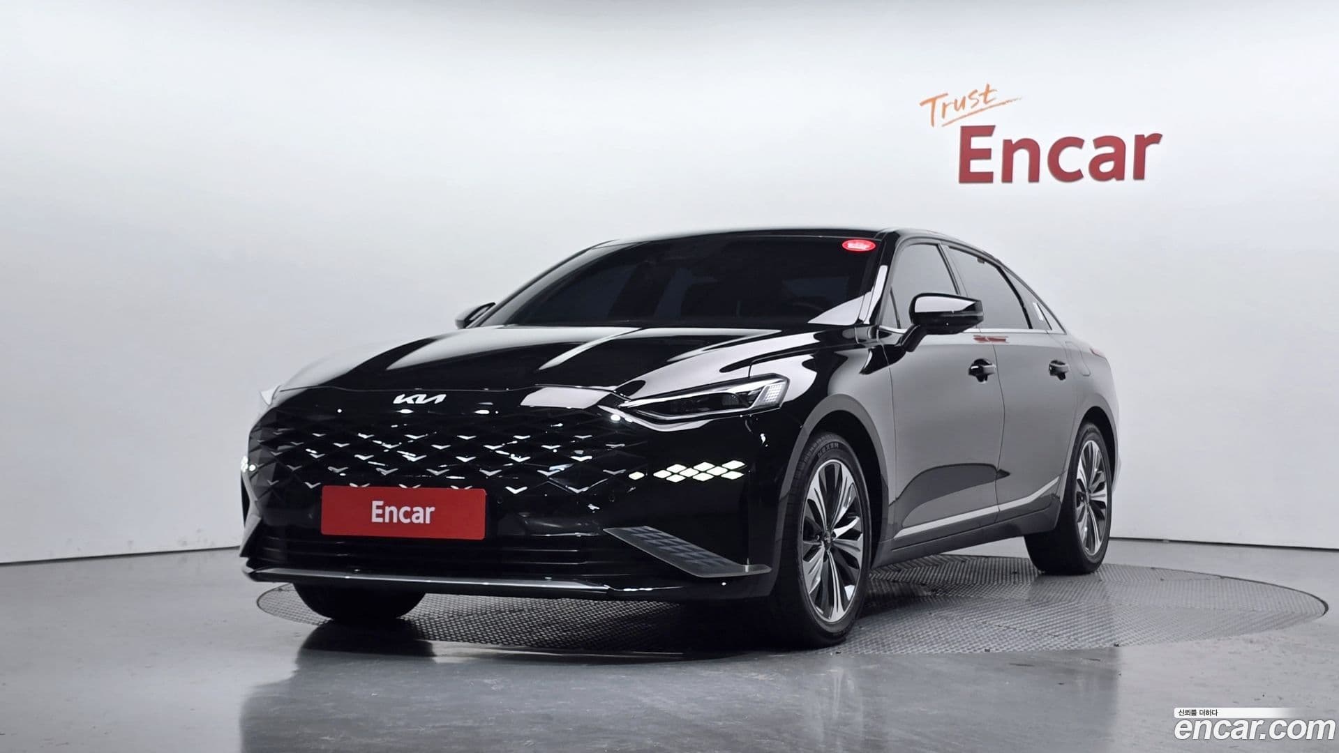 Main__Slider__Photo:K8 Kia 2021.4-0