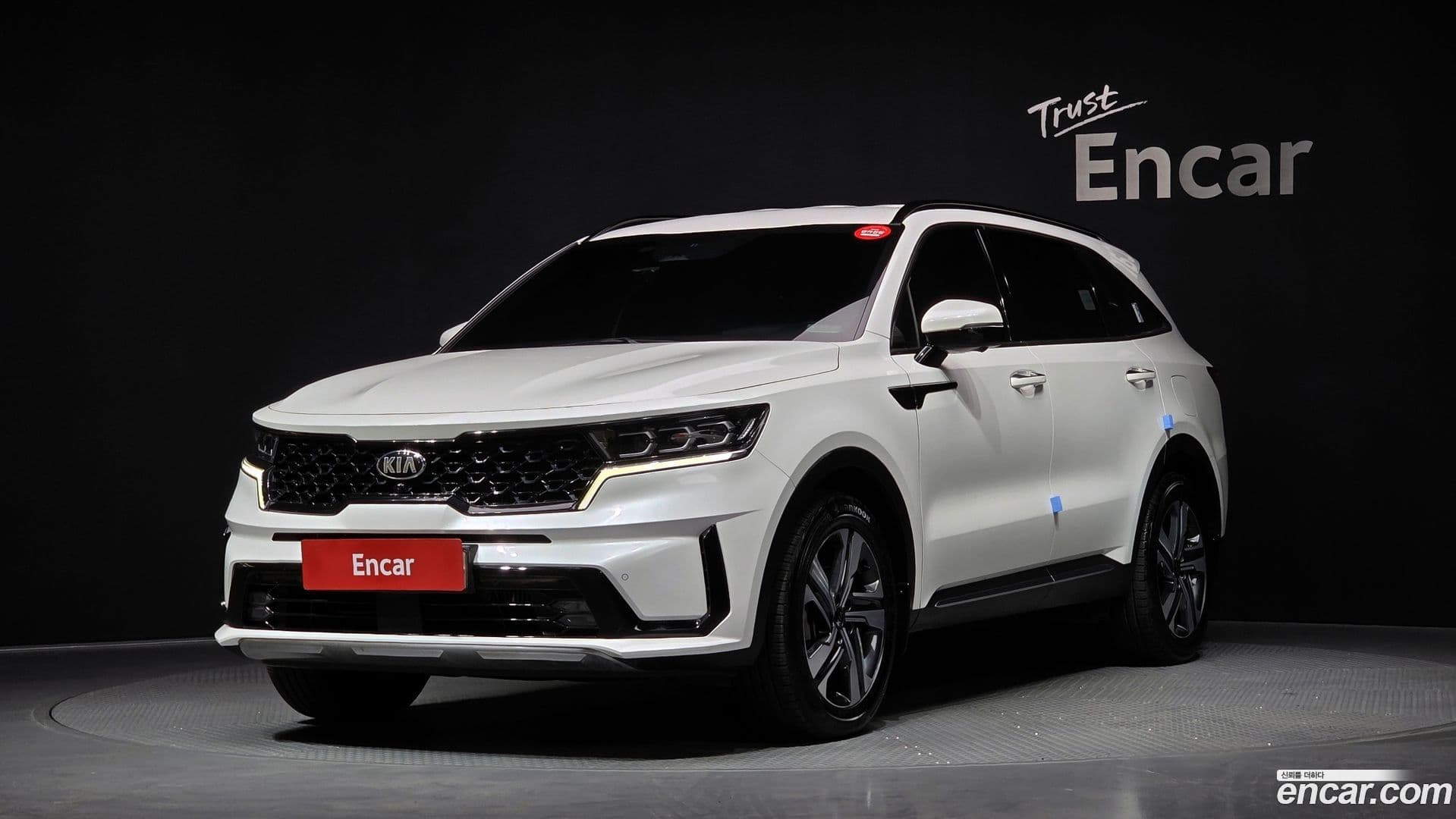 Main__Slider__Photo:Sorento Kia 2020.10-0