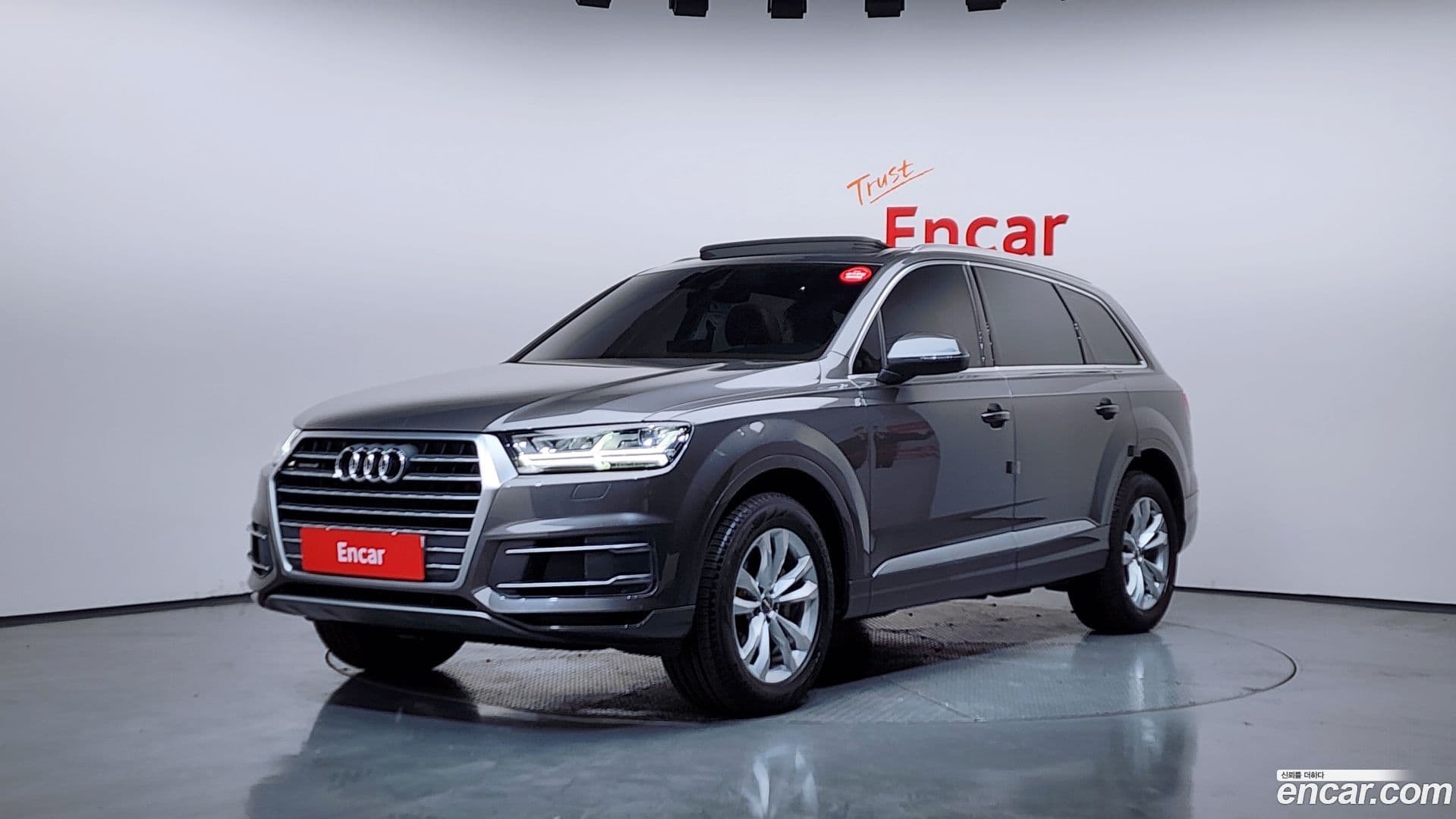 Main__Slider__Photo:Q7 Audi 2019.8-0