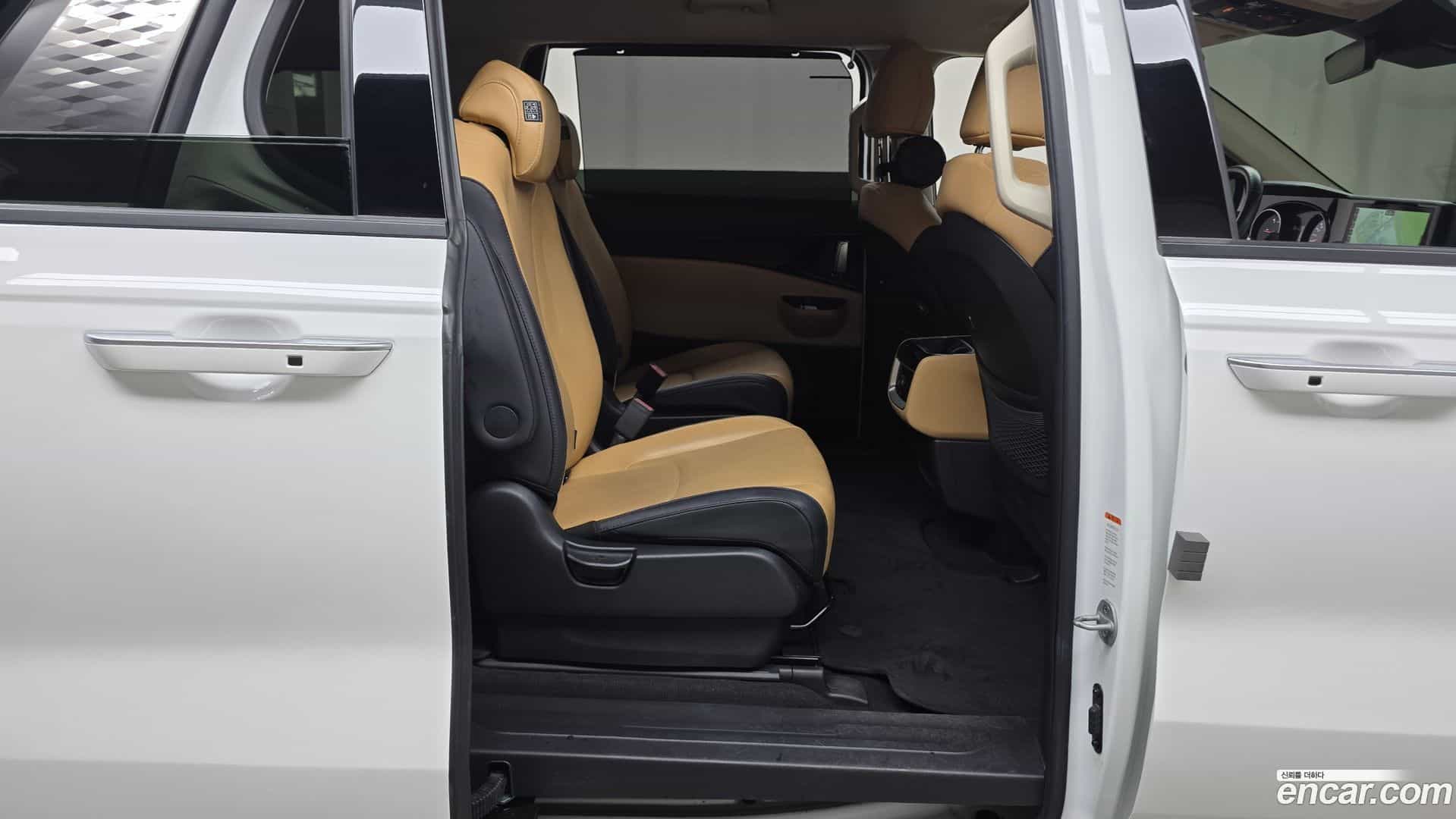 Canival Kia 2022.9-OPTION-016