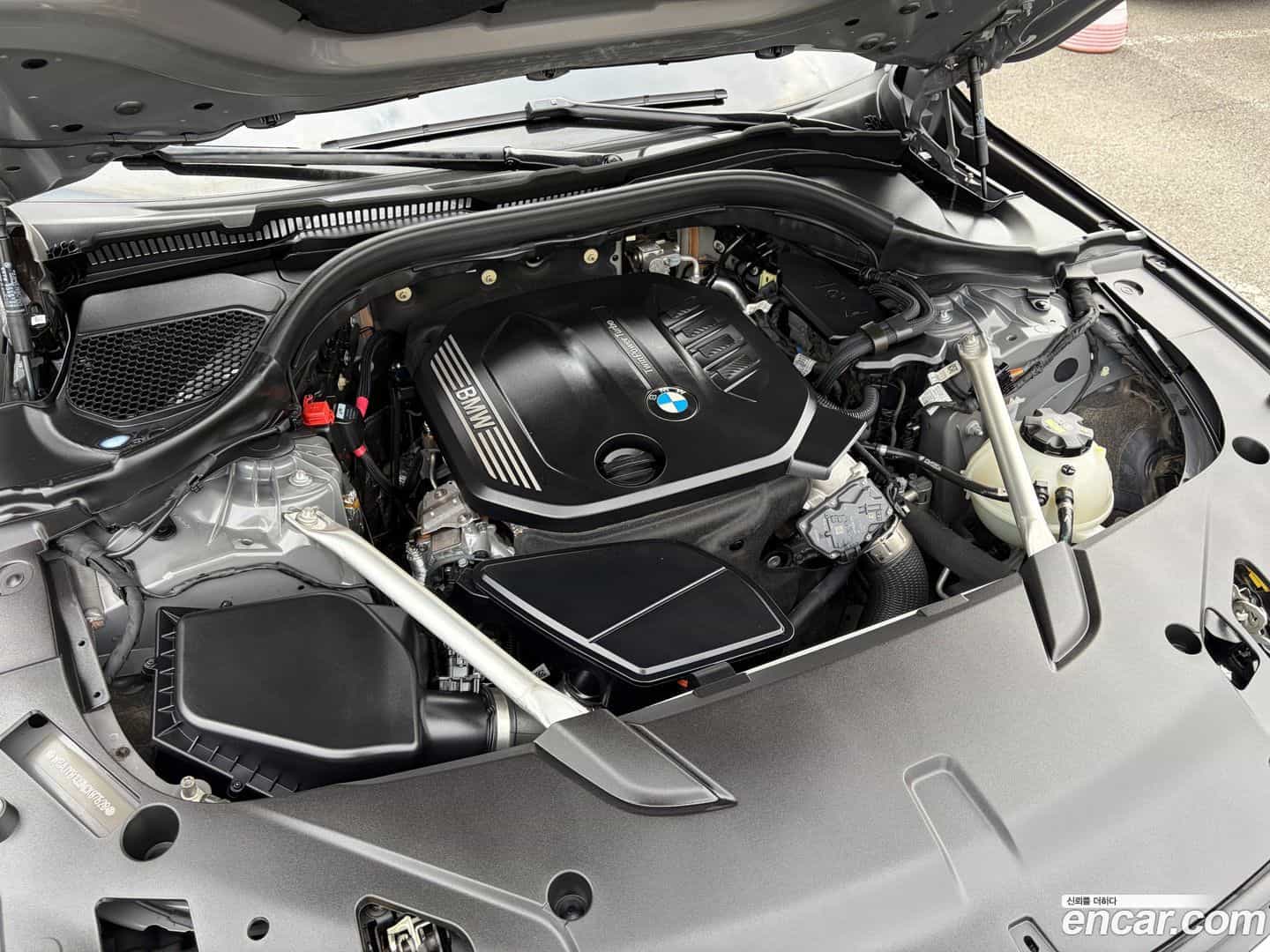 Gran Turismo BMW 2022.7-OPTION-020