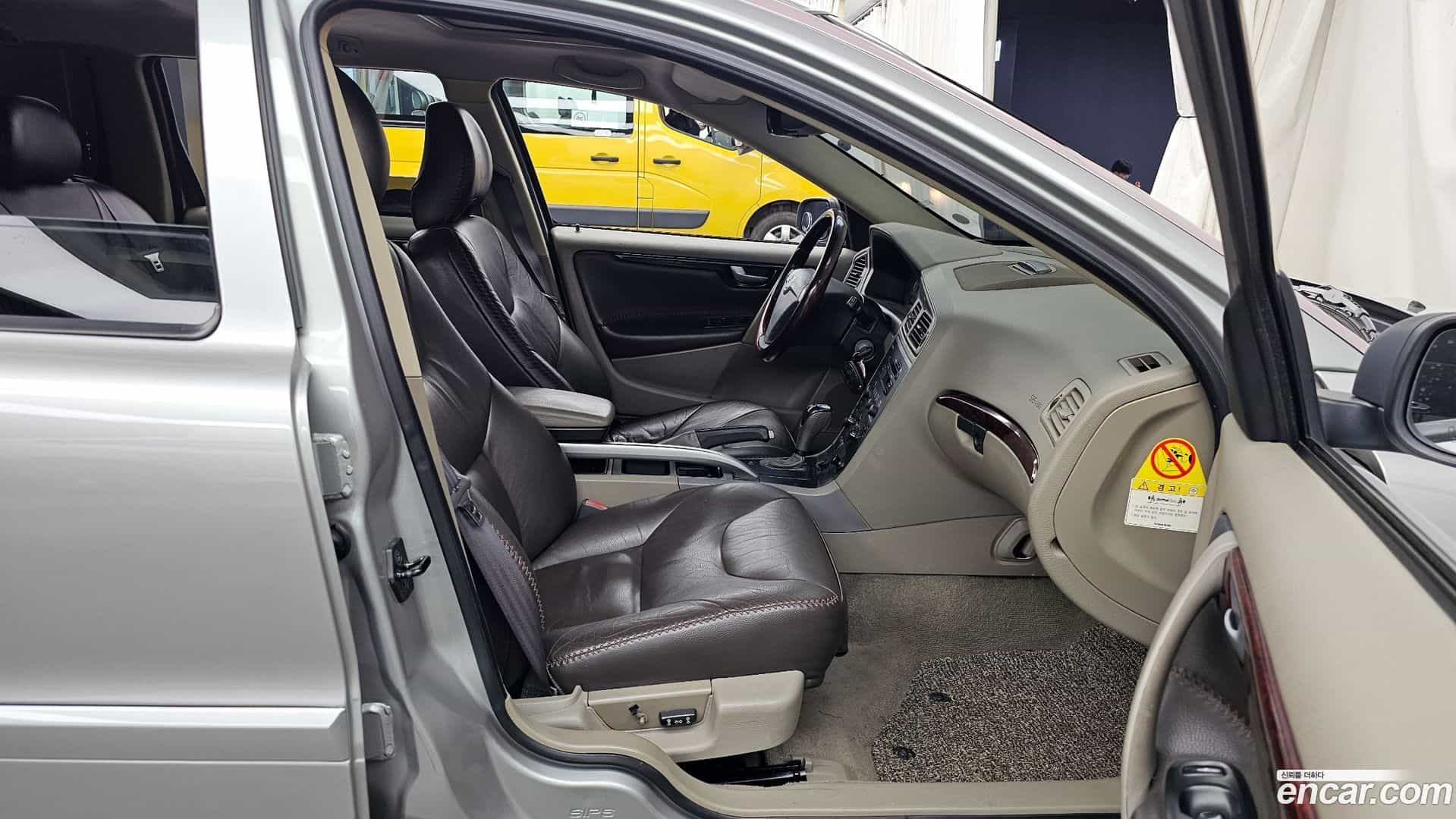 XC70 Volvo 2004.10-OPTION-015