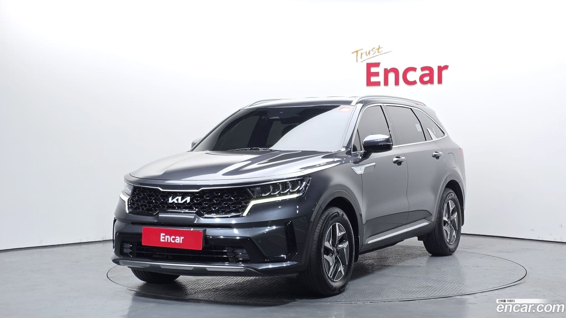 Main__Slider__Photo:Sorento Kia 2022.5-0
