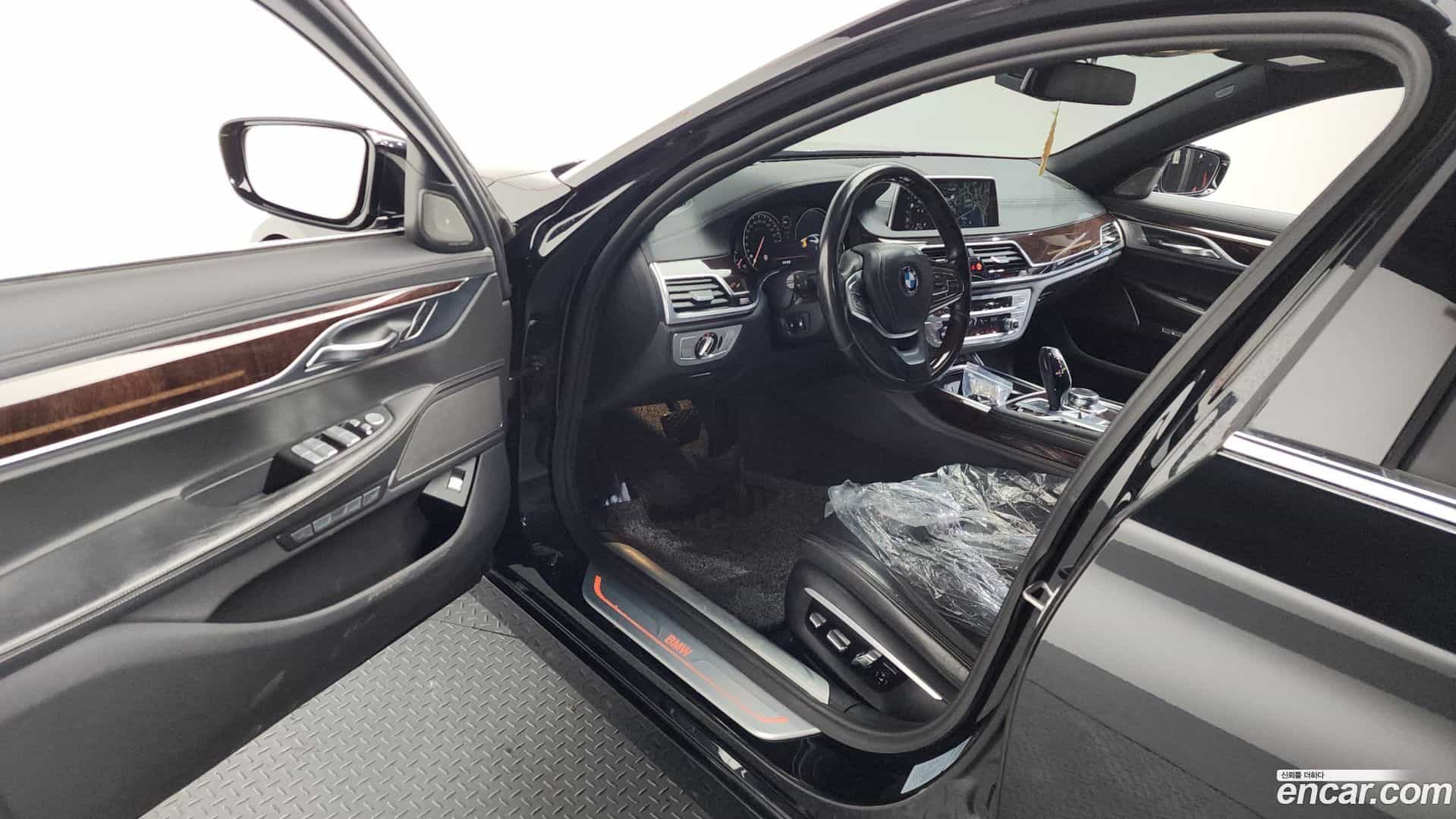 7-Series BMW 2016.4-INNER-010