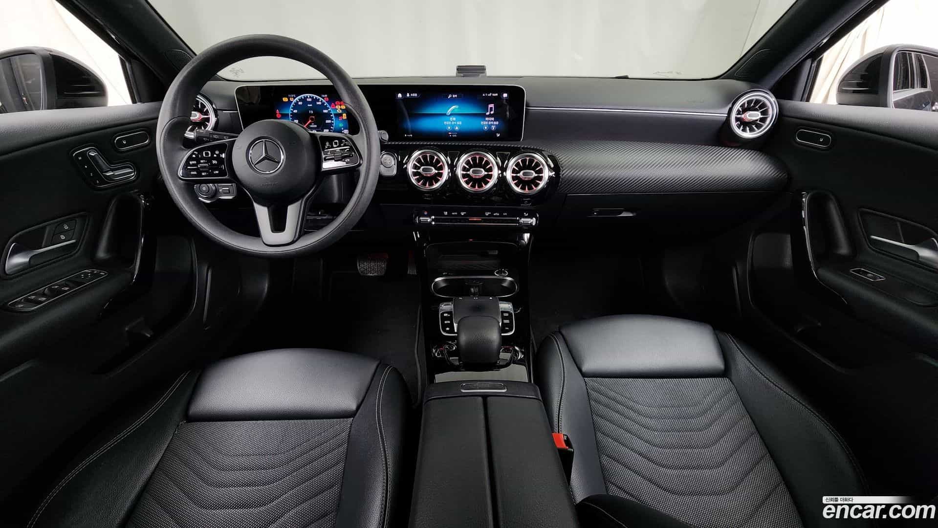 A-Class Mercedes-Benz 2019.10-INNER-007