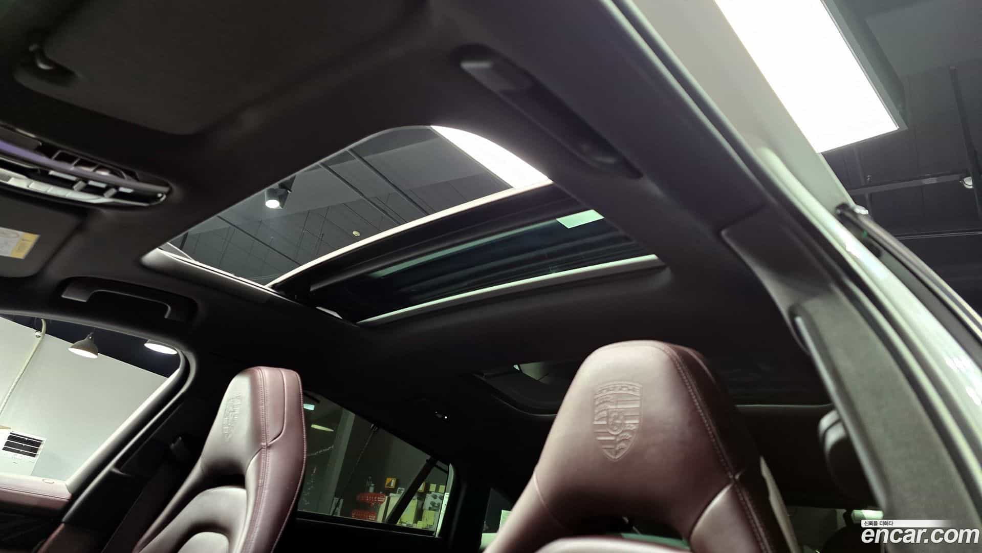 Panamera Porsche 2020.1-OPTION-022