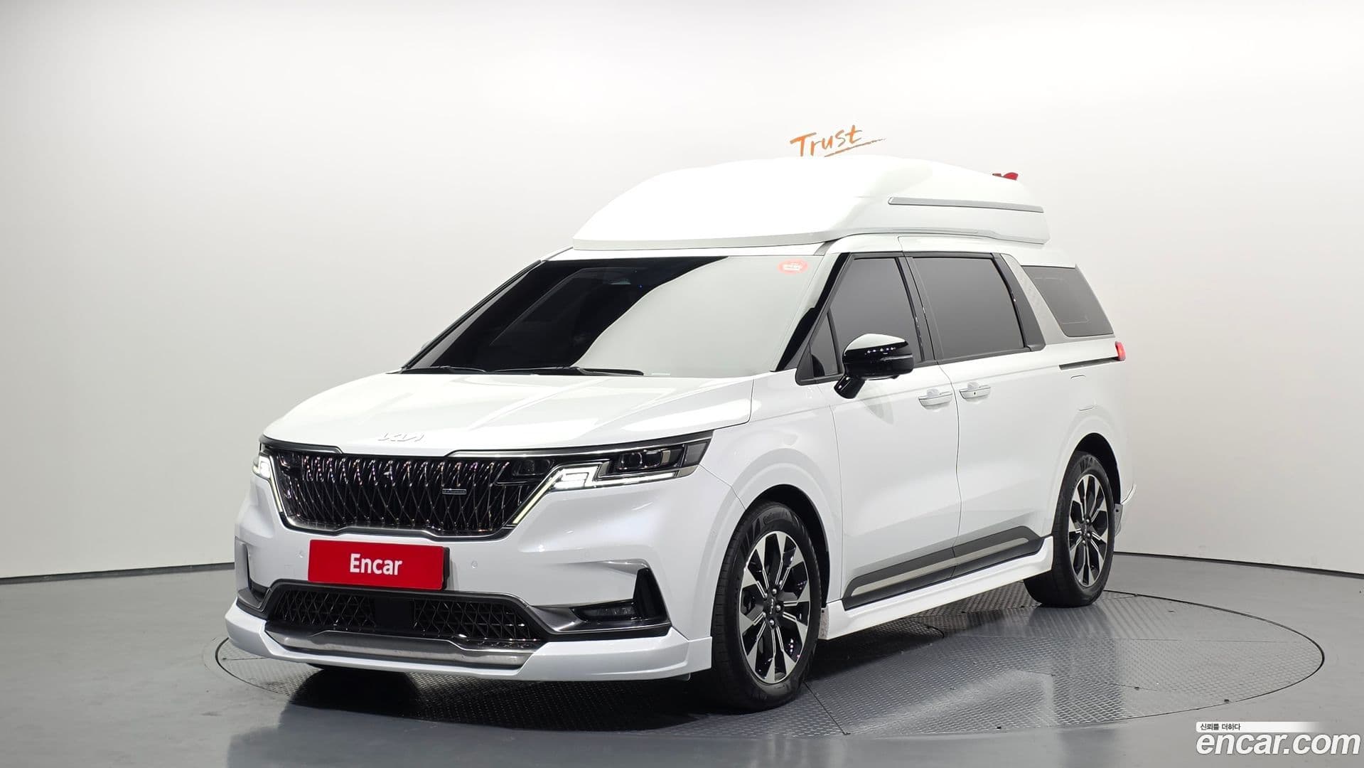 Main__Slider__Photo:Canival Kia 2022.10-0