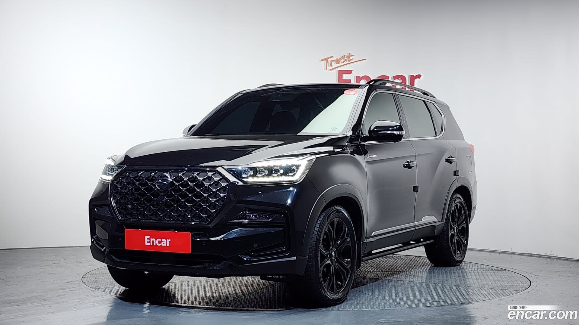 Main__Slider__Photo:Rexton KG Mobility 2020.10-0
