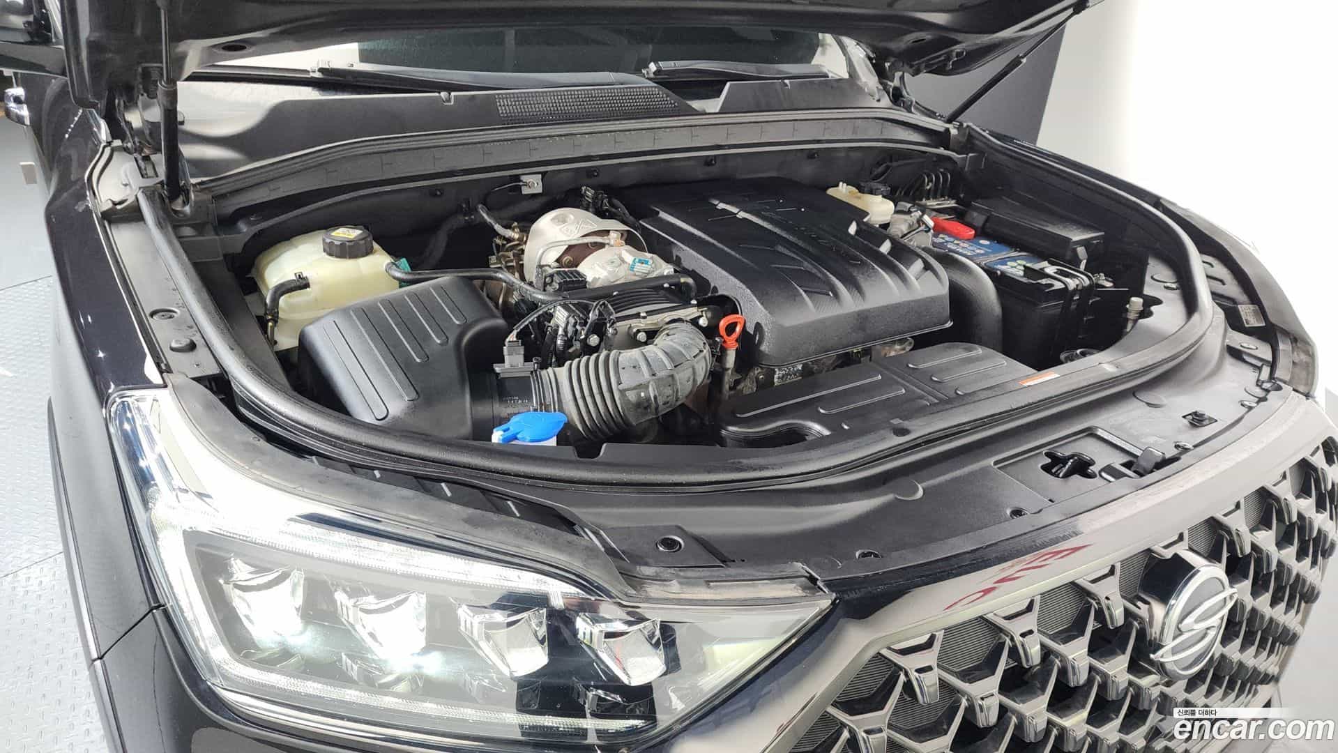 Rexton KG Mobility 2020.10-INNER-006
