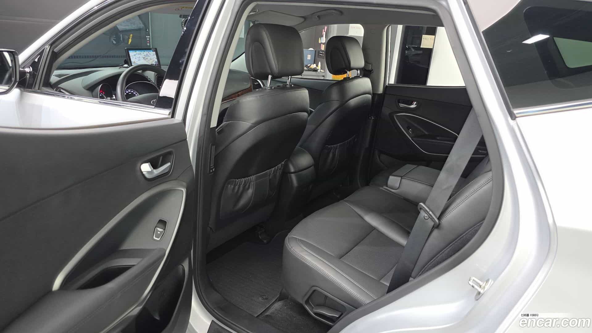 Santafe Hyundai 2017.8-OPTION-015