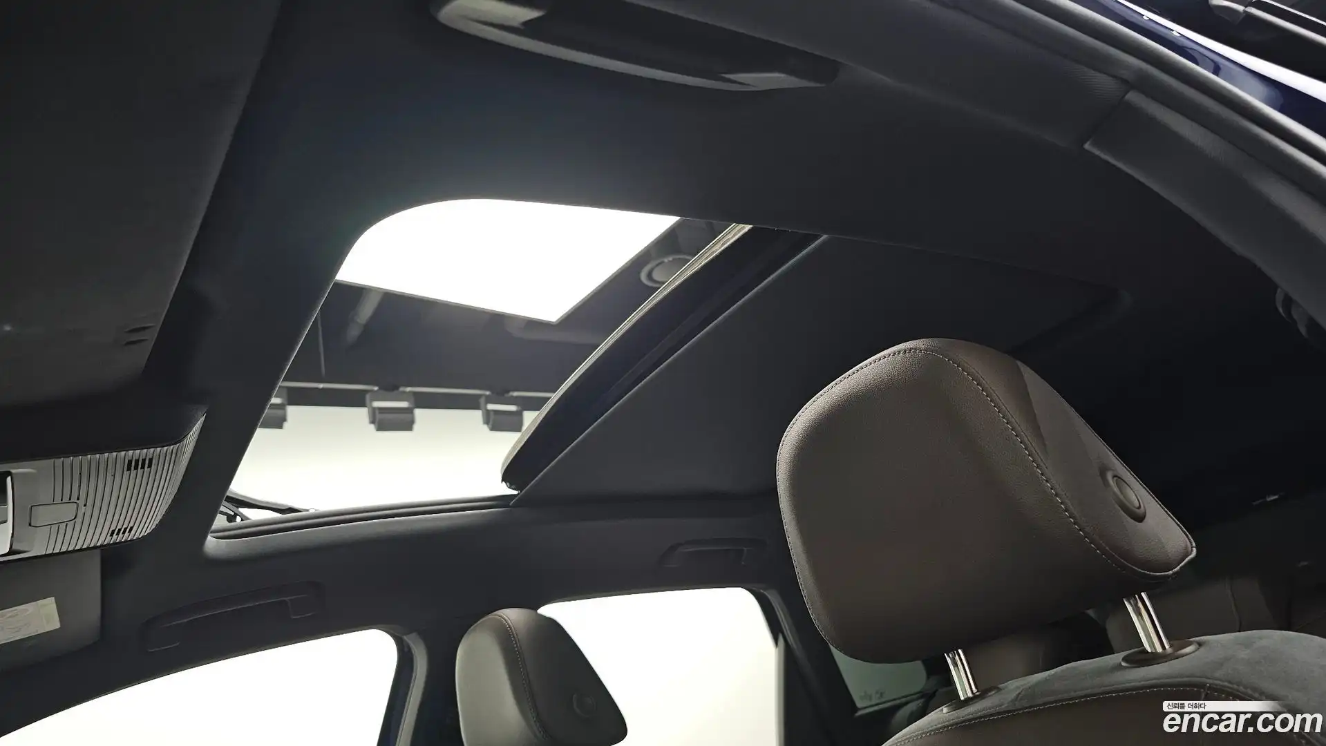 Q4 e-tron Audi 2022.9-OPTION-023